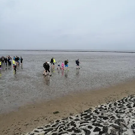 Haus-valentin-wohnung-1-mit-balkon Dornum