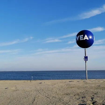 Haus-valentin-wohnung-1-mit-balkon * Dornum